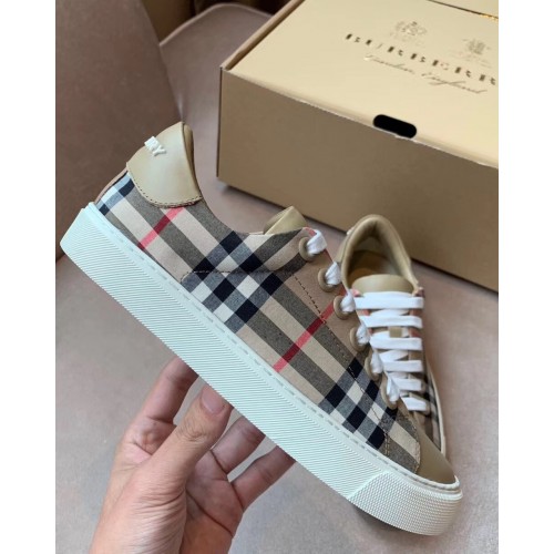 Burberry Sneakers BBRSN2111123432200082